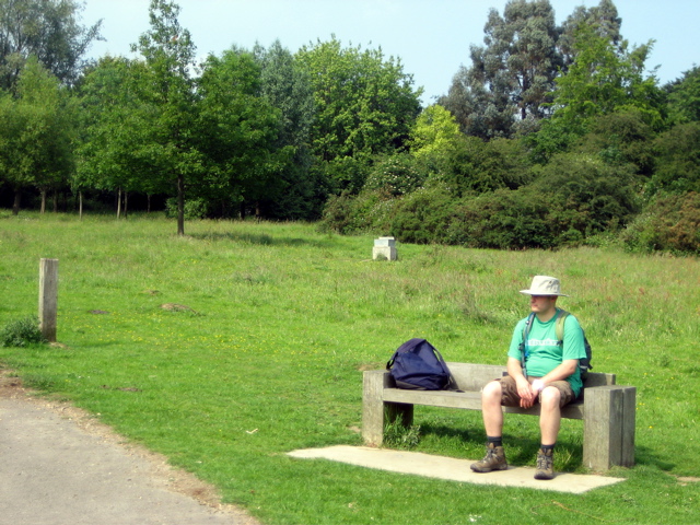Tom Rests
