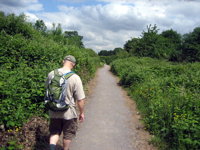 Tom's on the path